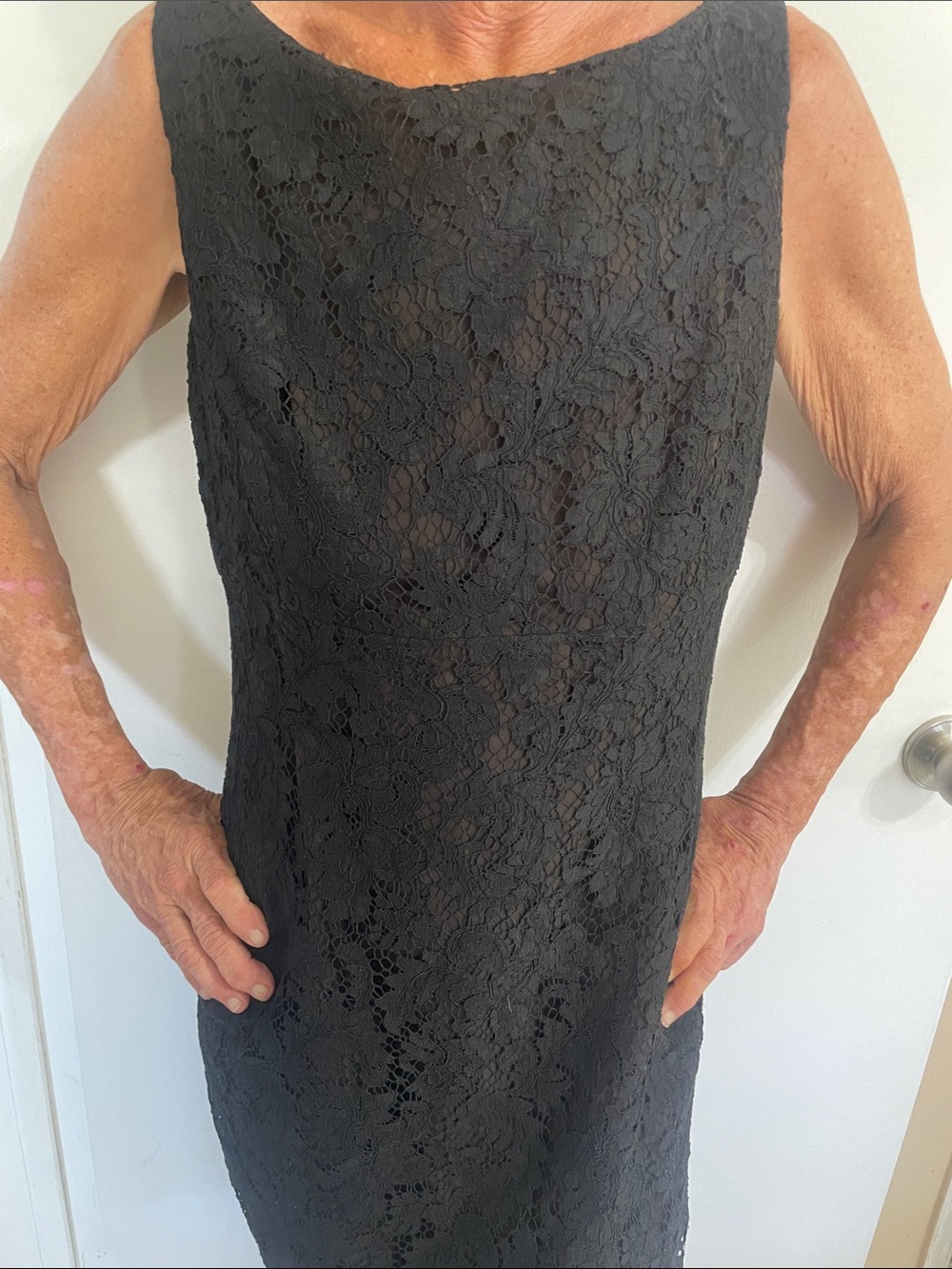 Elegant Black Lace Women's Dress